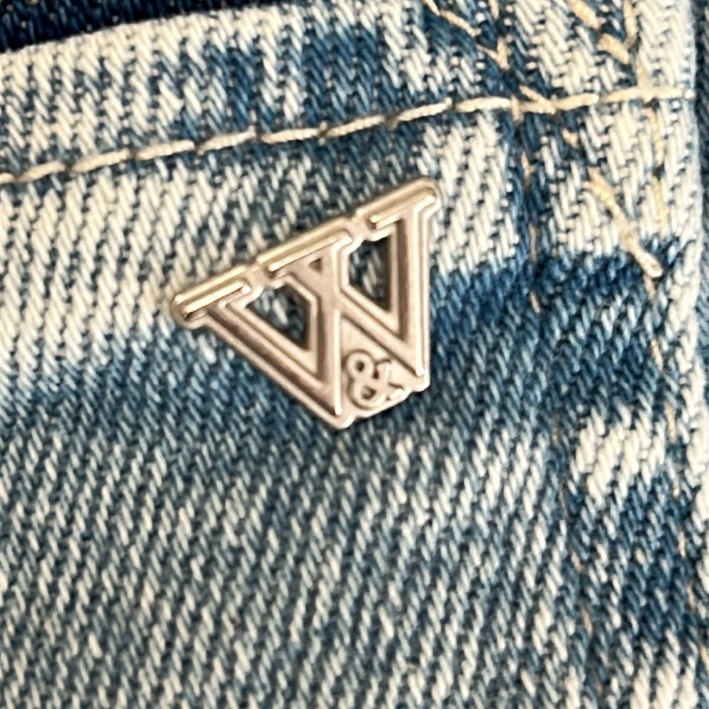Wit & Wisdom Barrel Jeans - Picture 7 of 11